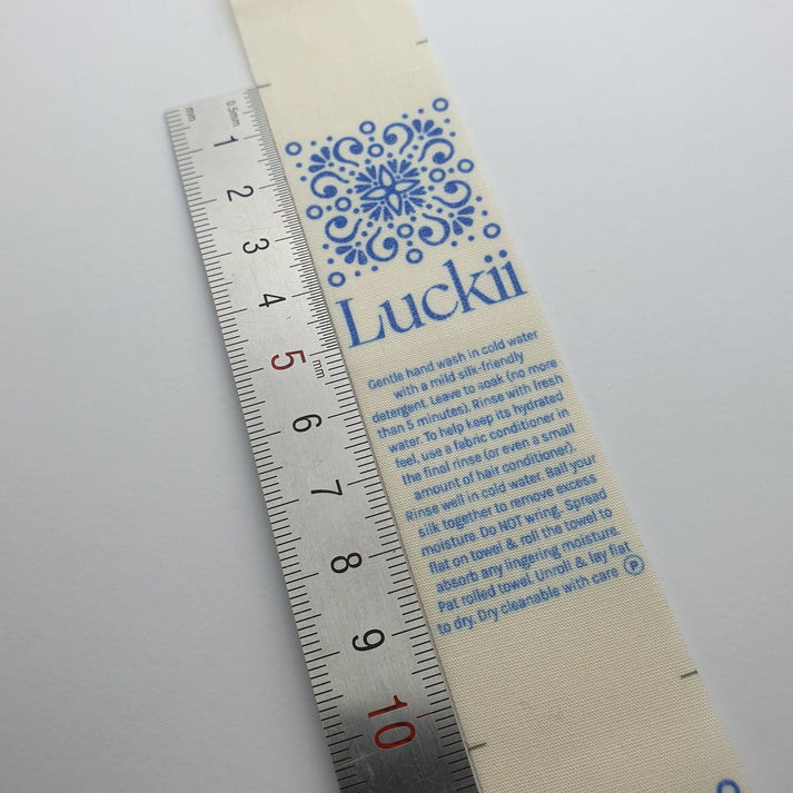 Lightweight unbleached polyester/cotton / 29mm / XL - Between 85-120mm per label (43-60mm folded height)
